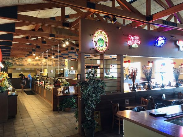 East Vancouver Restaurant Building & Business: 14387 SE Mill Plain Blvd, Vancouver, WA 98684